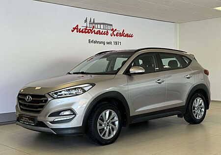 Hyundai Tucson 2.0 CRDi 4WD+1.Hand+AHK+Pano