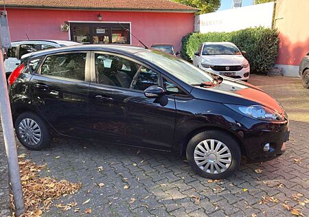 Ford Fiesta Champions Edition-4-türig-Klima-TÜV-NEU-