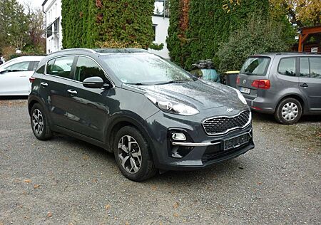 Kia Sportage *Vision 2WD* AHK* Navi* Sitzheizung*