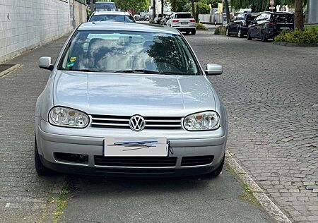 VW Golf Volkswagen 1.4 Trendline