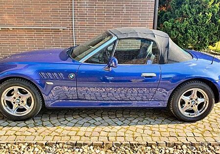 BMW Z3 roadster 1.9i Sonderserie American Style