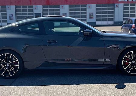 BMW 420 420d Coupe xDrive M Sport Dravitgrau, Pano., AHK.,