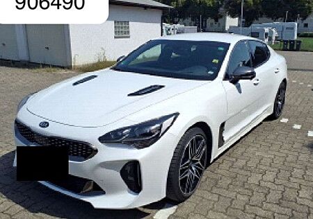 Kia Stinger GT 4WD LED+ ACC+S. Memory Kam 4xSiHz 19"