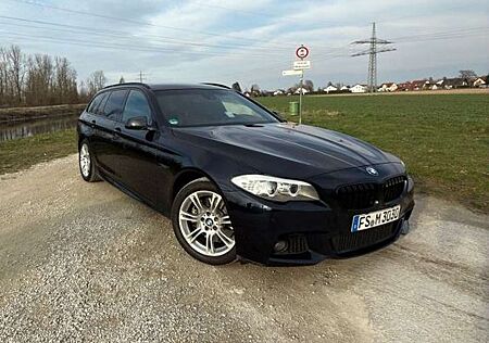 BMW 530 5er Touring D X Drive-M Paket