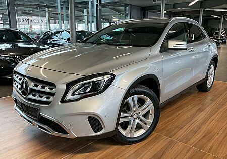 Mercedes-Benz GLA 220 GLA 220d 4Matic Progressive KAMERA/AHK/LED/GARMIN/