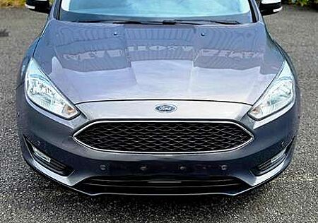 Ford Focus Turnier 1.5 TDCi DPF Start-Stopp-System Titanium