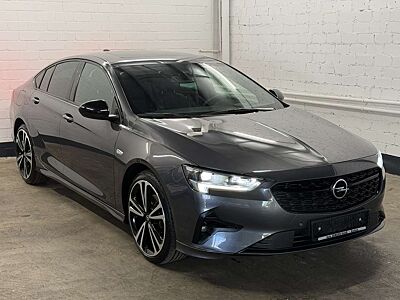 Opel Insignia Grand Sport 2.0 Diesel 4x4 GS Line Plus