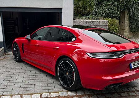 Porsche Panamera GTS