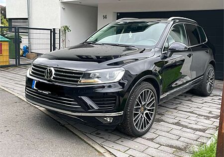 VW Touareg Volkswagen 3.0 V6 TDI Facelift DPF AutomatikExclusive
