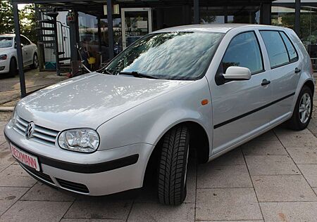 VW Golf Volkswagen 1.6