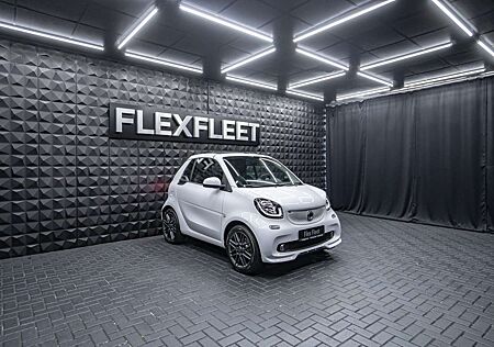 Smart ForTwo Brabus Paket Cabrio Leder JBL Kamera