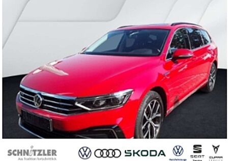 VW Passat Variant Volkswagen GTE 1.4 TSI DSG R-Line PANO/360°/STHZ/HUD+++