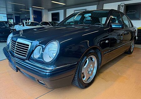 Mercedes-Benz E 420 AVANTGARDE / Vollausstattung / MB Historie