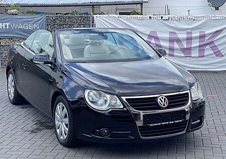 VW Eos Volkswagen 2.0 FSI*Leder*Klimaaut.*KETTE NEU*