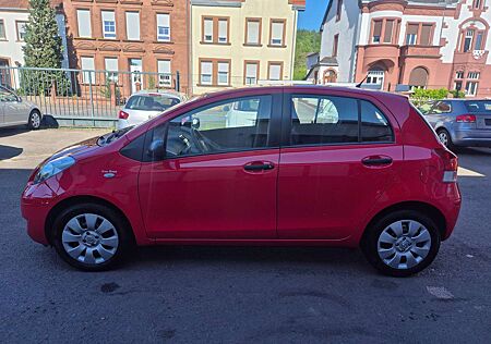 Toyota Yaris Cool " TÜV / AU neu "