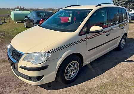 VW Touran Volkswagen Conceptline BlueMotion Klima Sitzheizung
