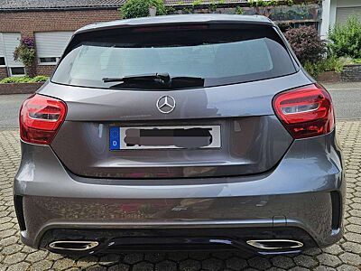 Mercedes-Benz A 180 A 180 7G-DCT AMG Line