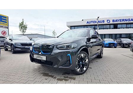 BMW iX3 Impressive Pano AHK HuD ParkPlus ACC LC-Prof.