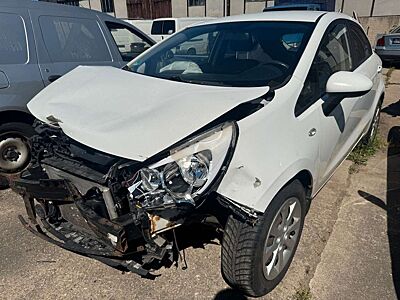 Kia Rio 1.2 Attract | UNFALL |