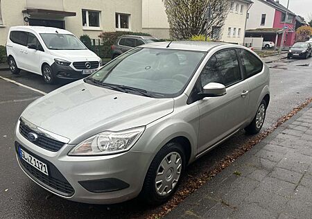 Ford Focus 1.6 16V Ambiente