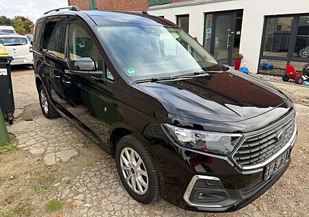 Ford Tourneo Connect 2,0D Titanium