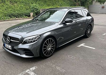 Mercedes-Benz C 300 T 9G-TRONIC AMG Line