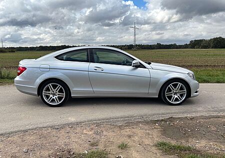 Mercedes-Benz C 180 Coupe (BlueEFFICIENCY)