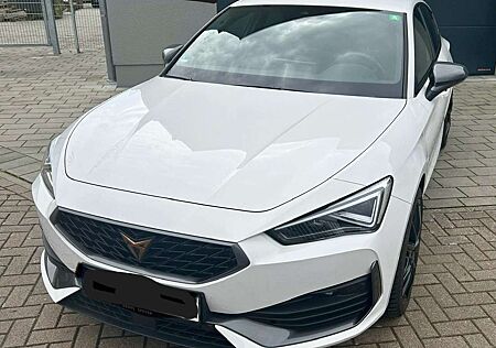 Cupra Leon 1.4 e-Hybrid (150 kW System) 6-Gang-DSG