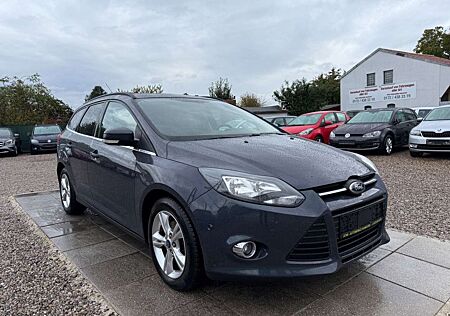 Ford Focus gebraucht kaufen Ford Focus Turnier Champions Edition Sport Lenkrad