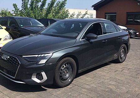 Audi A3 Limousine 35 TDI **S-LINE Sportpaket**