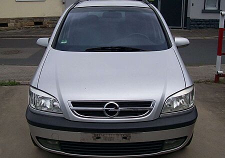 Opel Zafira Basis