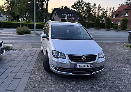 VW Touran Volkswagen 2.0 TDI DSG Freestyle