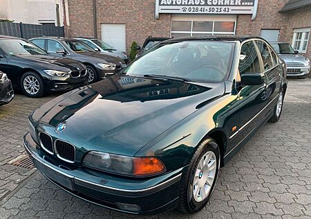 BMW 520 i Neu At. Motor 158000 km bei eingebaut