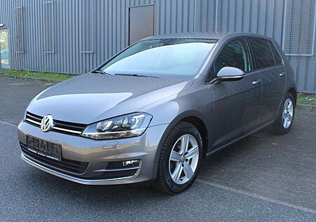 VW Golf Volkswagen Highline BMT *Alcantara*Sitzhzg*PDC*Xenon*