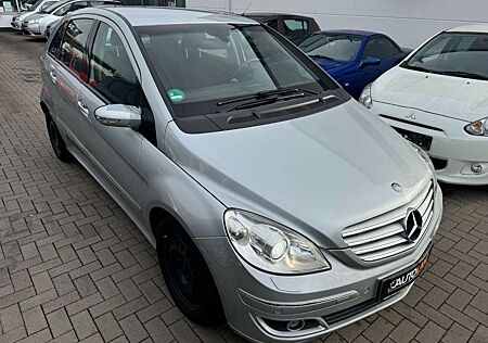 Mercedes-Benz B 180 B -Klasse*AUT.*NAVI*BI XENON*PDC*AHK*SHZG