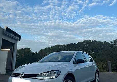 VW Golf Volkswagen Comfortline BMT/Start-Stopp