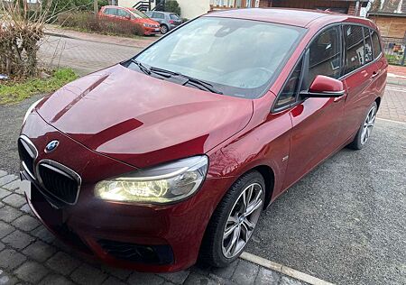 BMW 220 i Sport Line