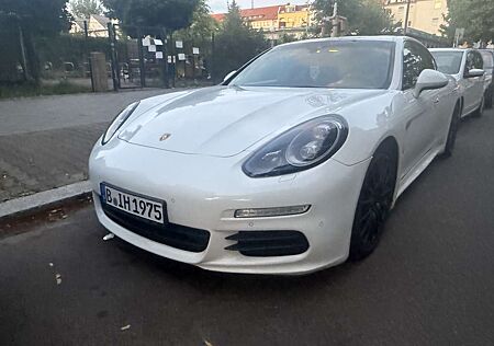 Porsche Panamera 3,0 Diesel Aut. Vollausstattung.