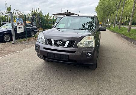 Nissan X-Trail XE 4X4