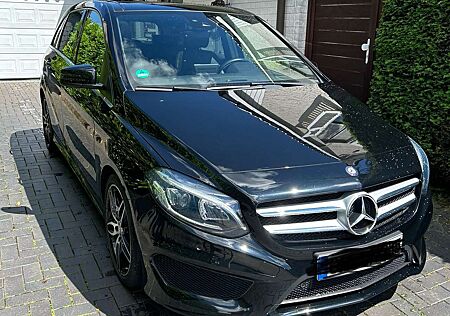 Mercedes-Benz B 180 AMG Line