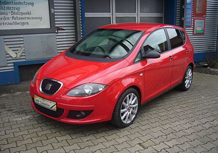 Seat Altea Ref AHK KLIALUBRE REIF ZAHN KD TÜV NEU