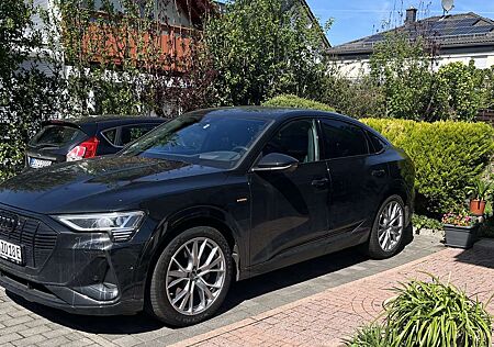 Audi e-tron 50 quattro S line