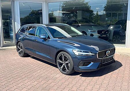 Volvo V60 T8 AWD Recharge Ultimate Bright Auto