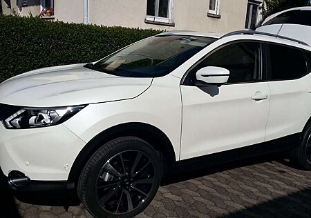 Nissan Qashqai 1.6 dCi TEKNA