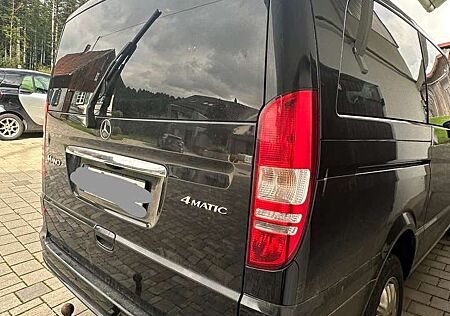 Mercedes-Benz Viano 2.2 CDI DPF l Automatik Avantgarde Grand Ed.