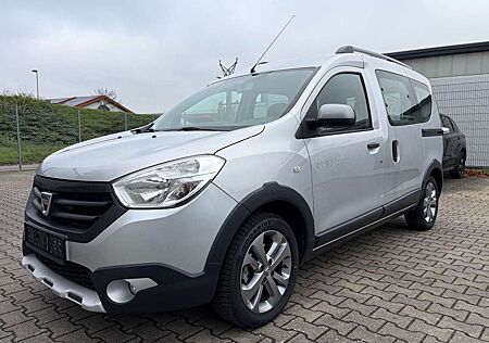 Dacia Dokker Stepway/1.Hand/Navi/Sitzh./PDC/nur 22tkm