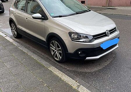 VW Polo Volkswagen 1.2 TSI Life Cross