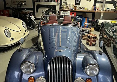 Morgan Plus 8
