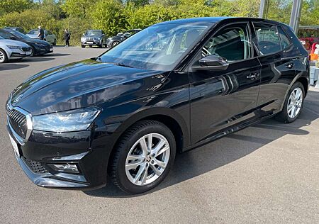 Skoda Fabia 1.0TSI Selection 16"Alu Matrix Keyless VC