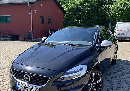 Volvo V40 R-Design
